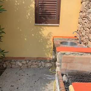 Casa vacanze Maveda, Un Dammuso Immerso Nel Verde, LMP